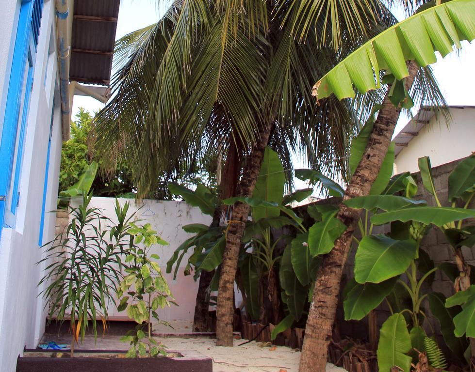 Rip Tide Vacation Inn, K.Guraidhoo Ngoại thất bức ảnh