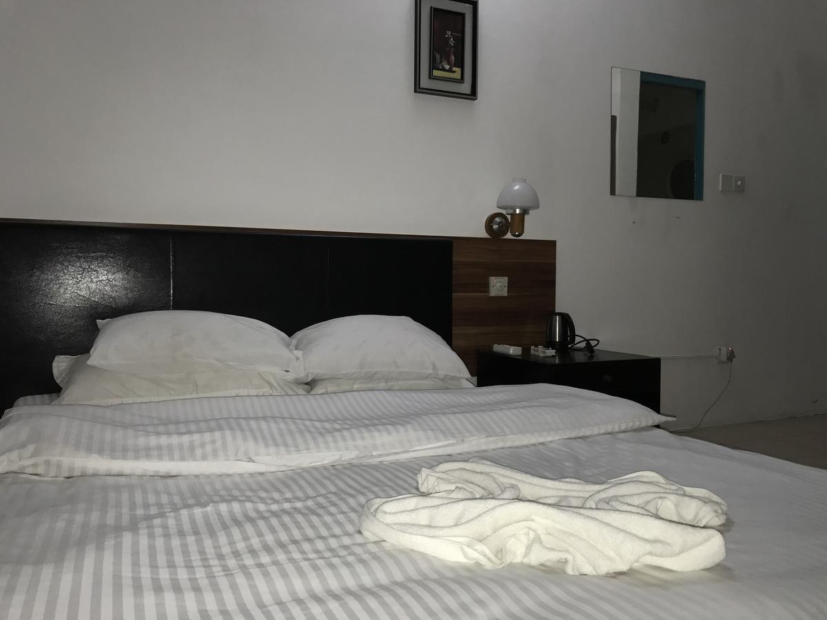 Rip Tide Vacation Inn, K.Guraidhoo Ngoại thất bức ảnh